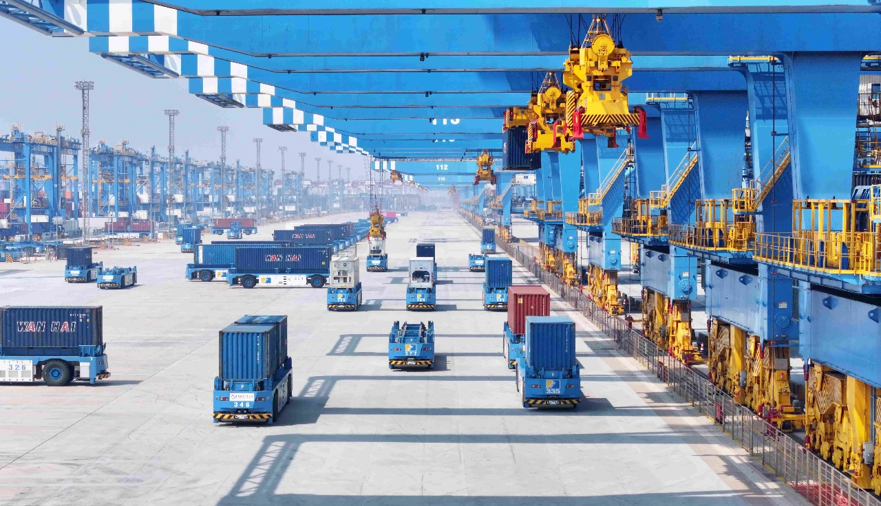 Outdoor AGV Navigation Technologies: Principles, Accuracy Comparison and Engi...